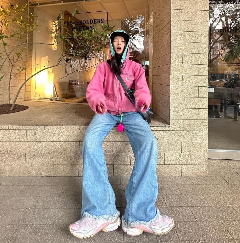 Vintage Carhartt Pink Hooded Jacket